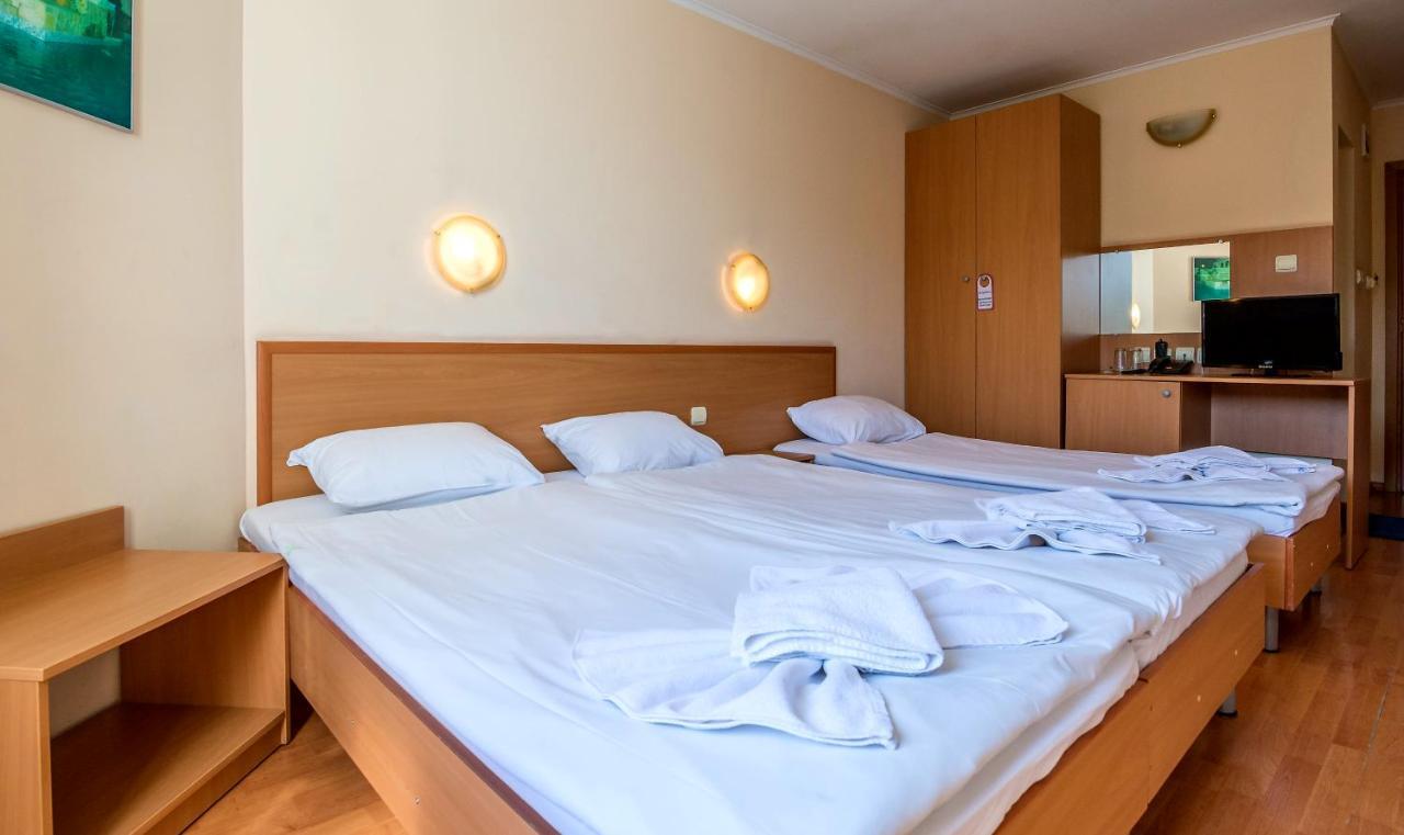 Family Hotel Dalis Sofia Zewnętrze zdjęcie
