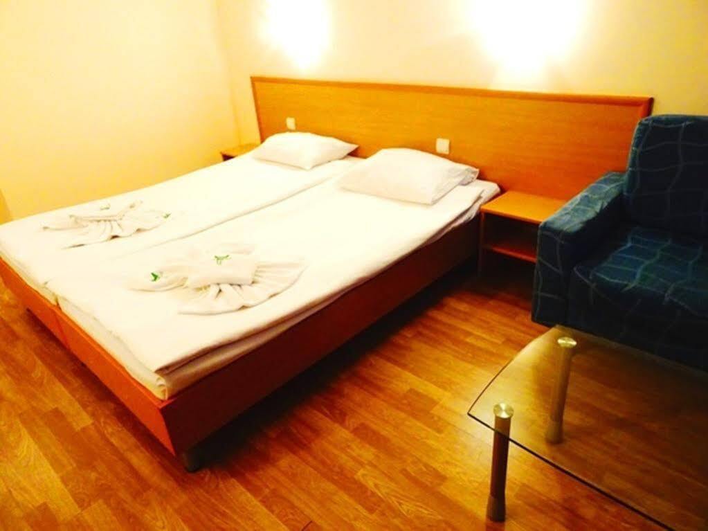 Family Hotel Dalis Sofia Zewnętrze zdjęcie